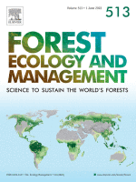 Capa da revista Forest Ecology and Management